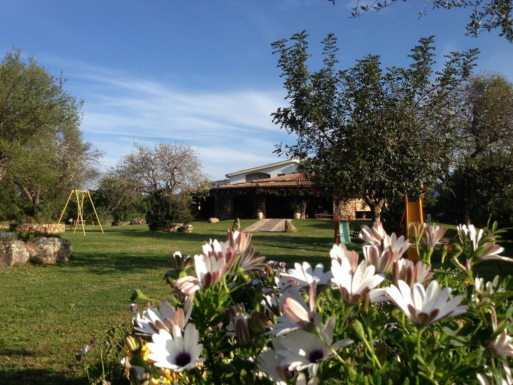 Gasthaus Agriturismo Sarrabus San Priamo Exterior foto